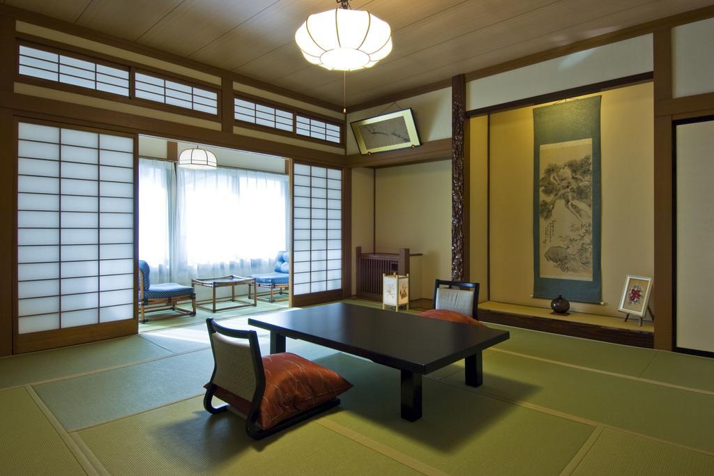 Ekinariya Ryokan Кусацу Номер фото